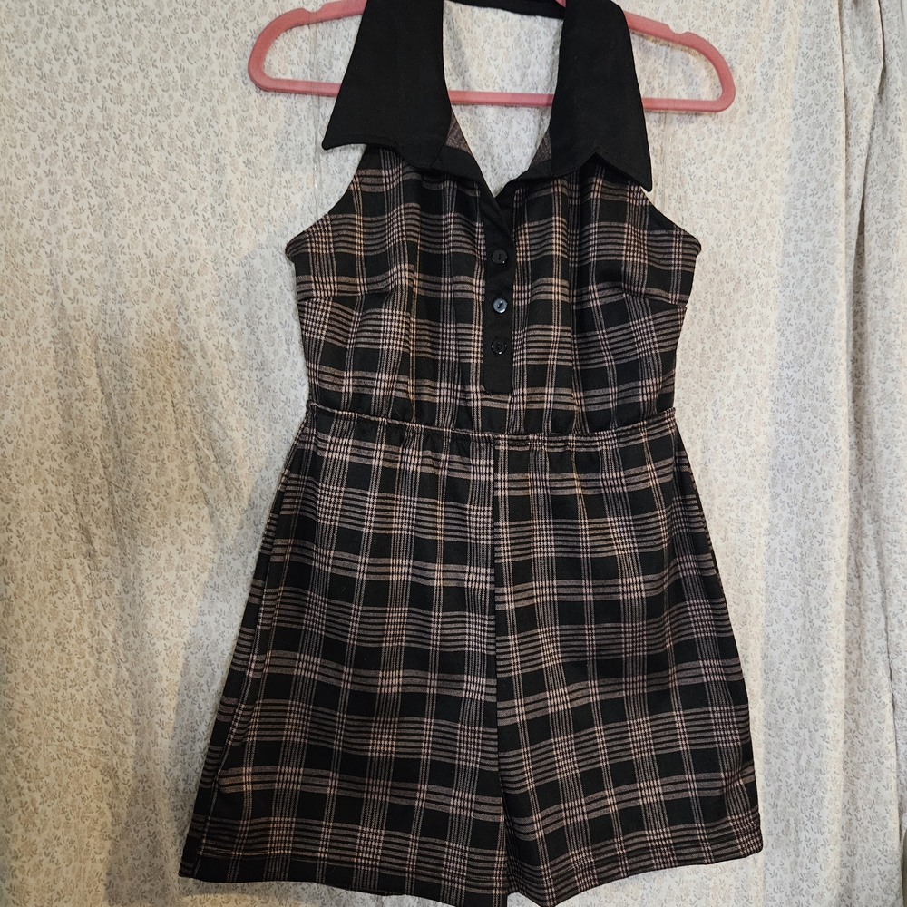 ❌SOLD ON MY DEPOP❌Hearts & Heels Black and Pink Romper